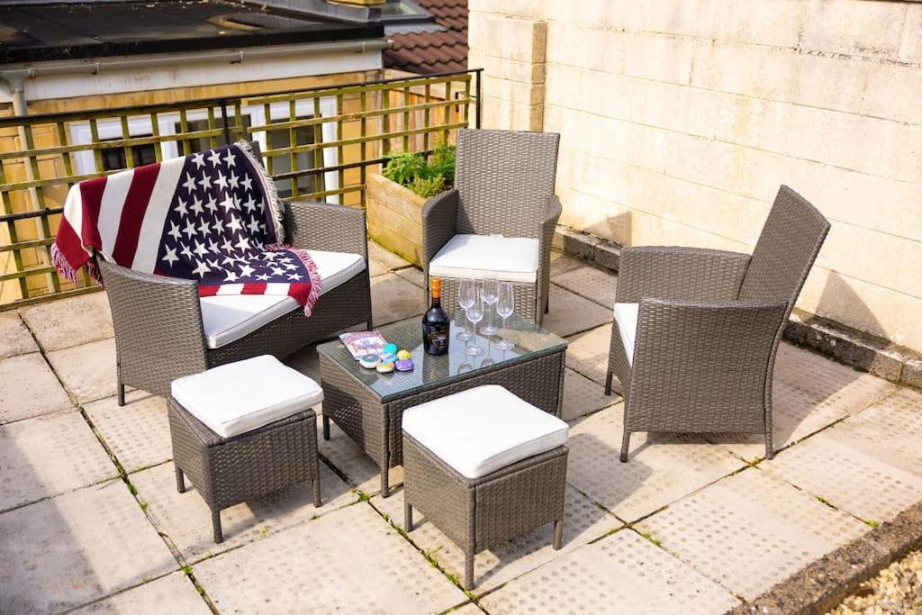 Pure B - Welcoming Bath City 3 Bed House Free Parking & Wifi Екстериор снимка