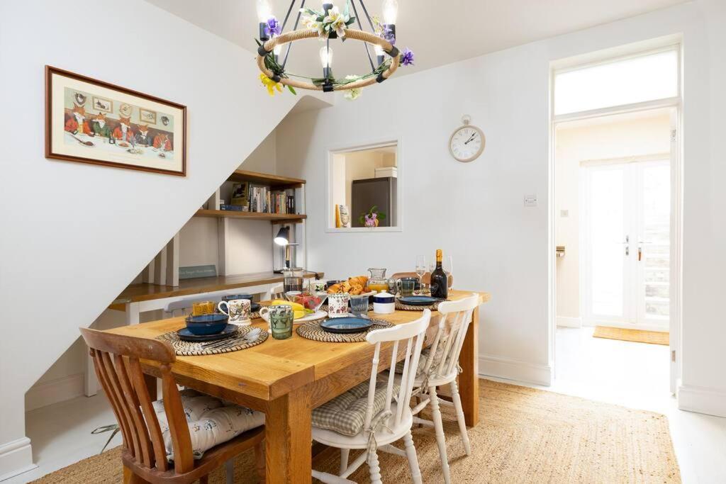 Pure B - Welcoming Bath City 3 Bed House Free Parking & Wifi Екстериор снимка
